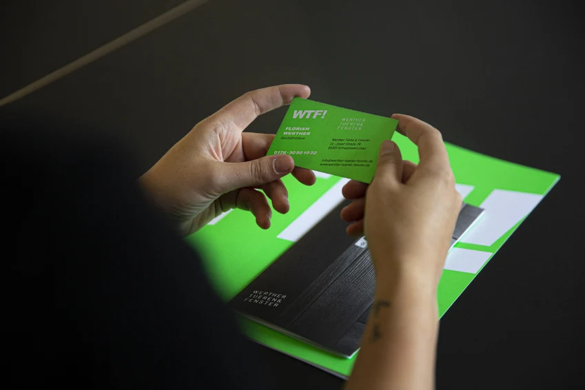 Werther Türen und Fenster Kundenreferenz Flyer Visitenkarte